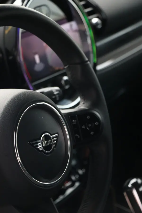 Mini 1.5 Cooper Essential 136PK | automaat | camera