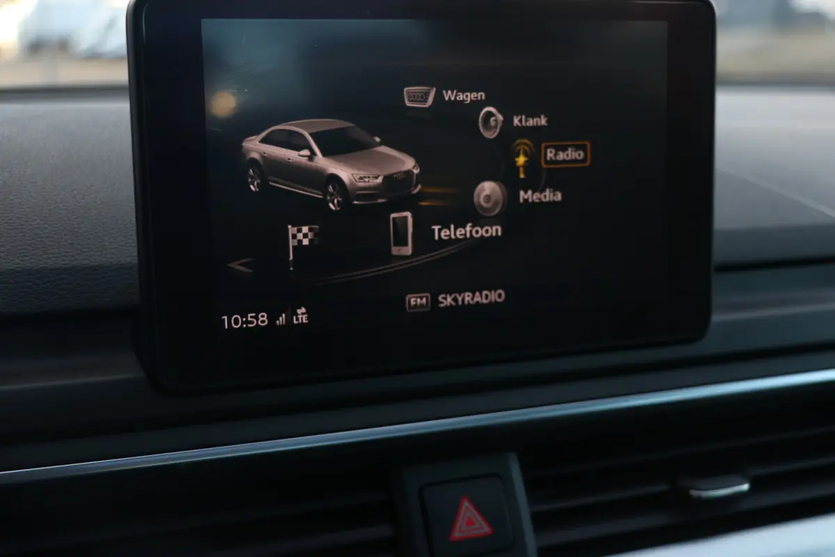 1.4 TFSI Sport 3 x Sline Open dak | Leer |