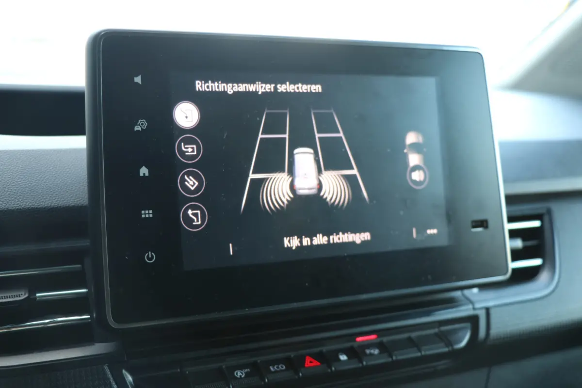 1.5 Blue dCi 75 Comfort L1 NAP | camera | apple carplay | park assist