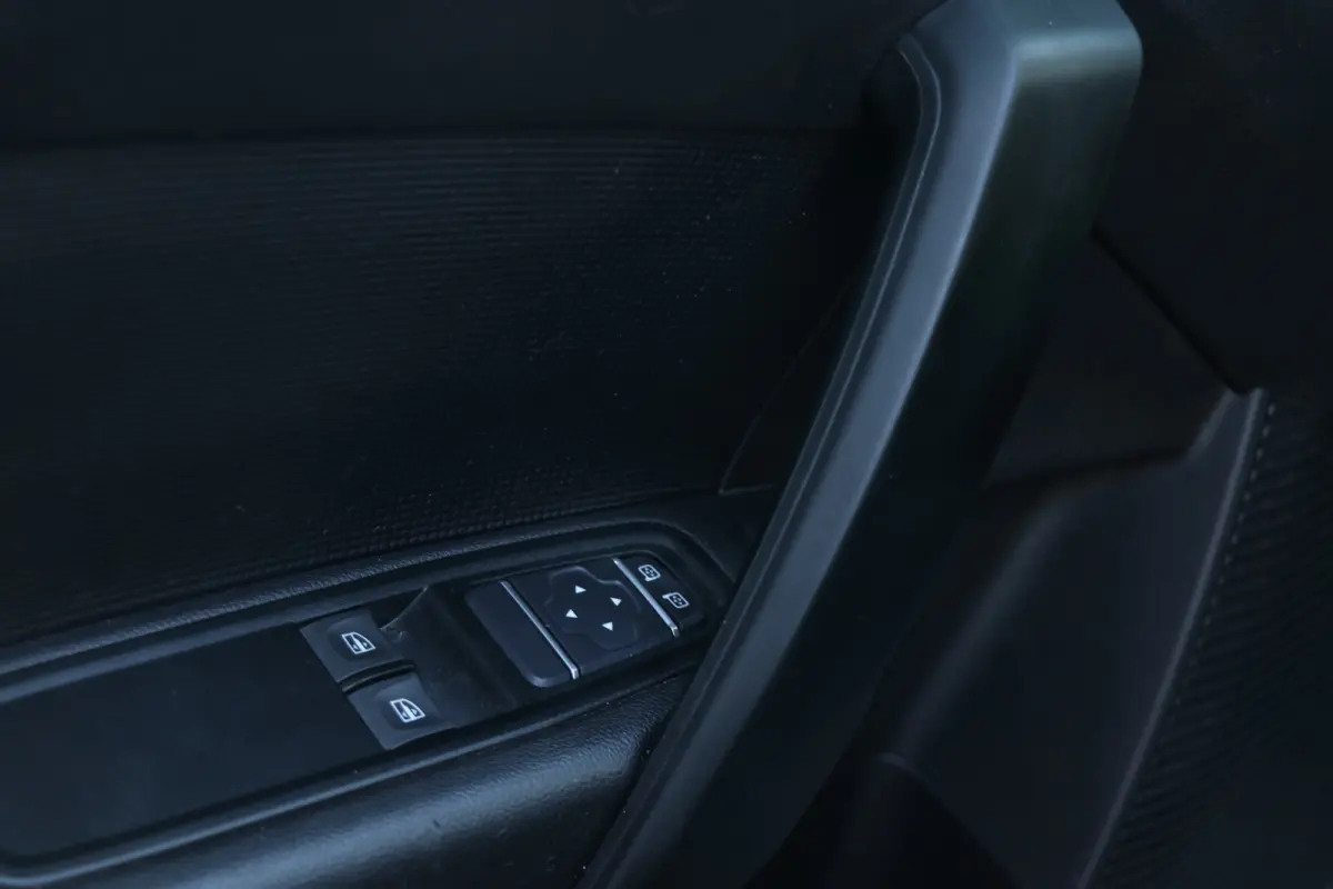 1.5 Blue dCi 75 Comfort L1 NAP | camera | apple carplay | park assist