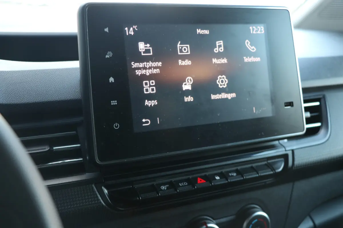 1.5 Blue dCi 75 Comfort L1 NAP | camera | apple carplay | park assist