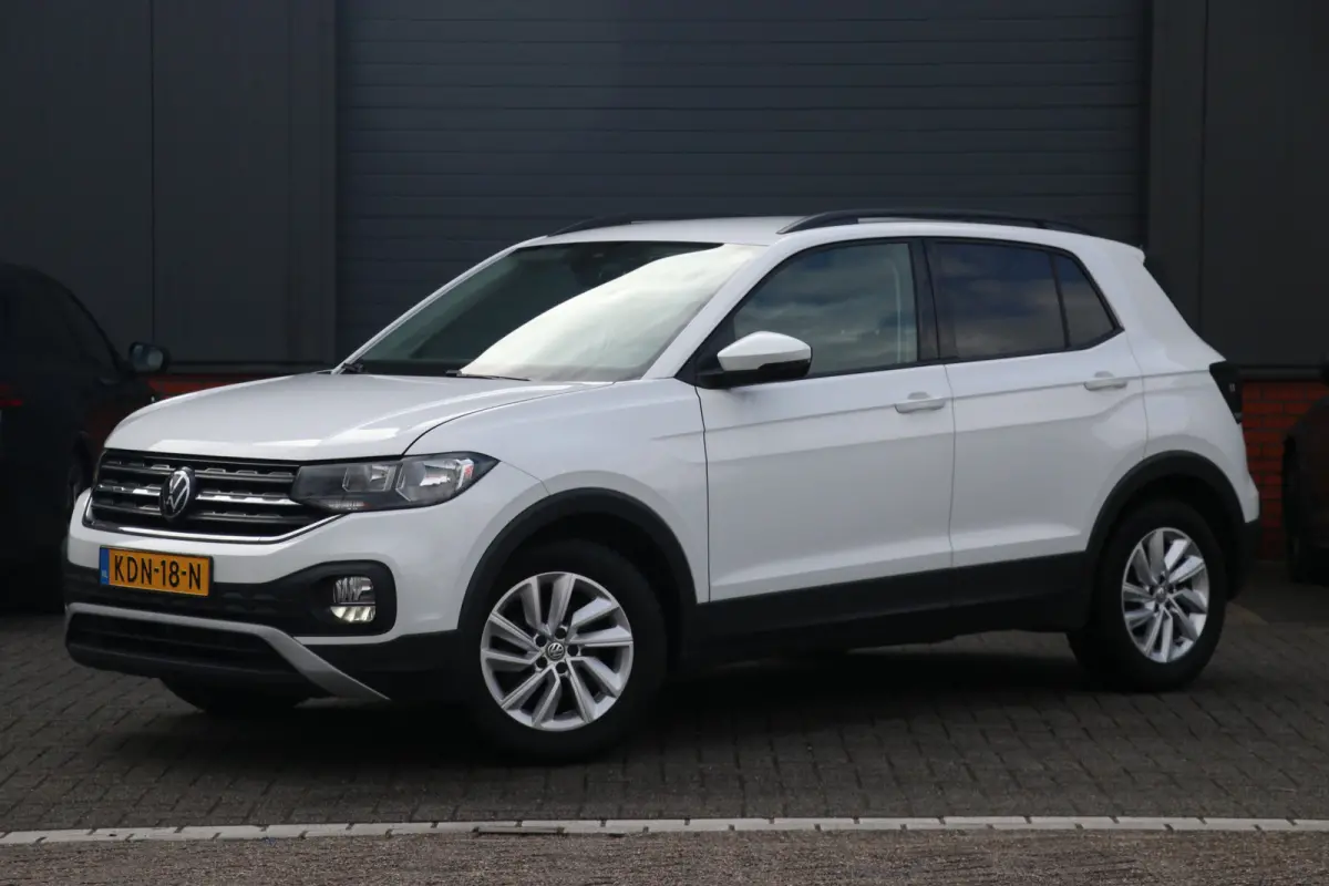 1.0 TSI side assist | front assist | Clima Cruise Control Navigatie Carplay