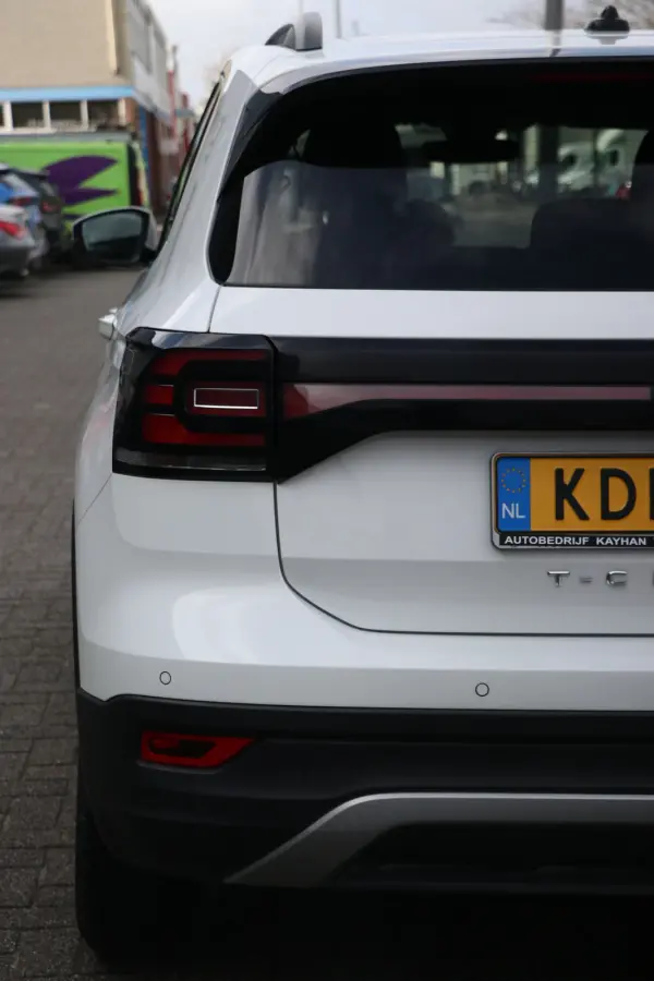 1.0 TSI side assist | front assist | Clima Cruise Control Navigatie Carplay