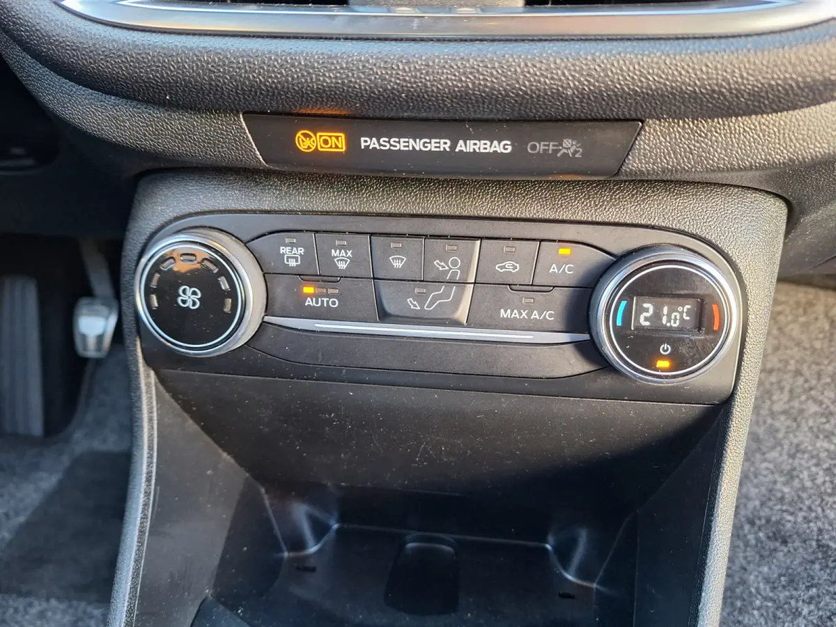 1.0 EcoBoost ST-Line /Navi/Clima/Apple/Android/Cruise/Pdc/Garantie