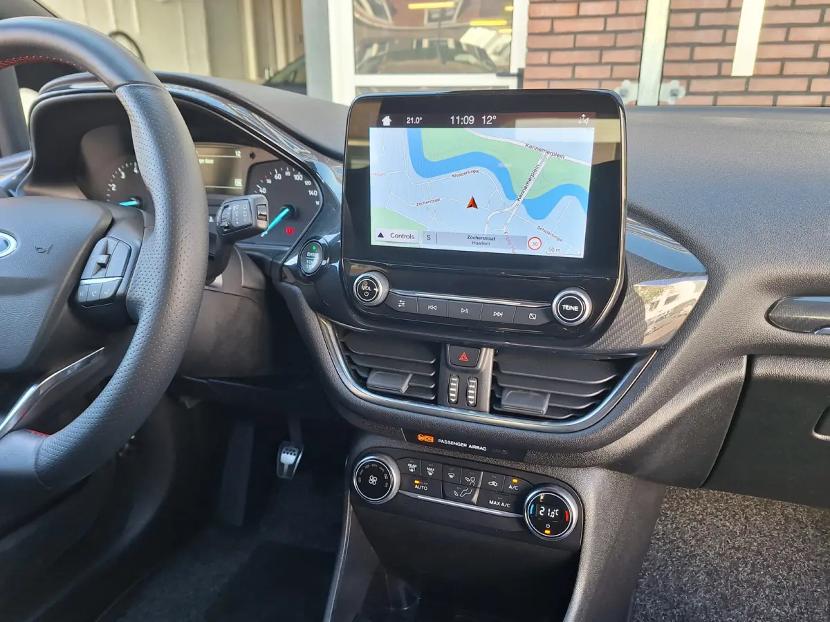 1.0 EcoBoost ST-Line /Navi/Clima/Apple/Android/Cruise/Pdc/Garantie