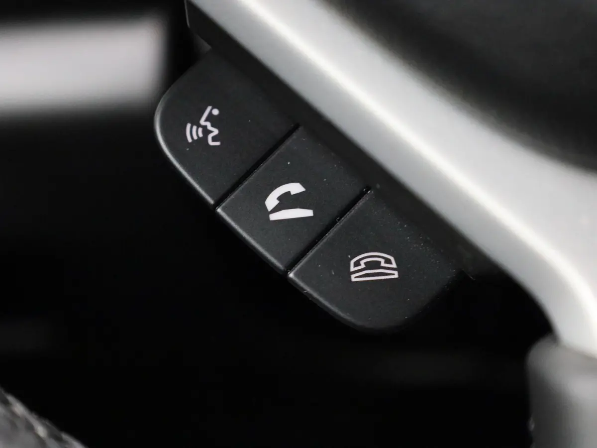 1.4 Boosterjet Select Smart Hybrid | ACHTERUITRIJCAMERA | APPLE CARPLAY - ANDROID AUTO | STOELVERWARMING | DODEHOEK DETECTIE | PARKEERSENSOREN | CLIMATE CONTROL | ADAPTIVE CRUISE CONTROL |