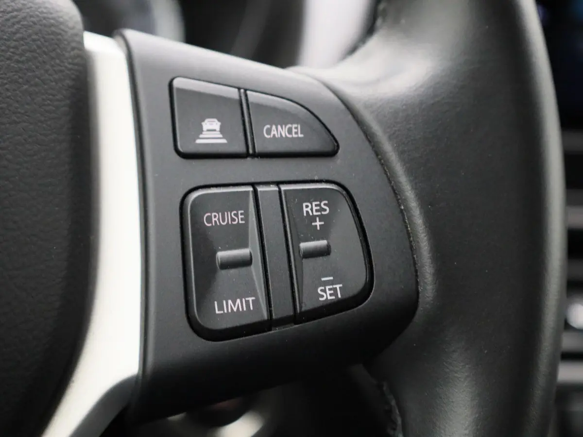 1.4 Boosterjet Select Smart Hybrid | ACHTERUITRIJCAMERA | APPLE CARPLAY - ANDROID AUTO | STOELVERWARMING | DODEHOEK DETECTIE | PARKEERSENSOREN | CLIMATE CONTROL | ADAPTIVE CRUISE CONTROL |