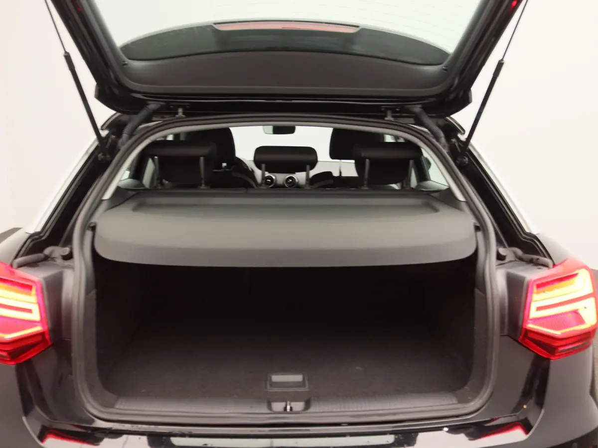 1.0 TFSI #limited | Airconditioning | Cruise Control | Lichtmetalen Velgen |