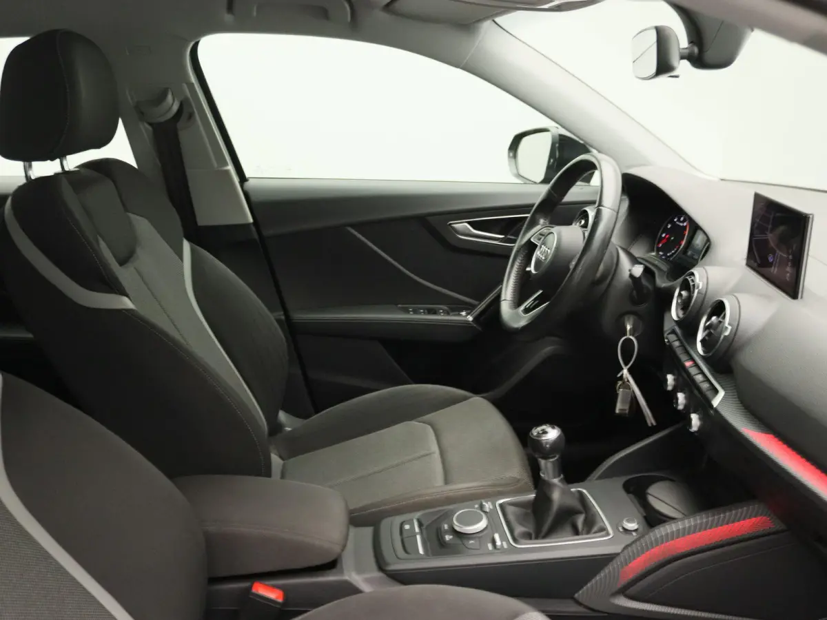 1.0 TFSI #limited | Airconditioning | Cruise Control | Lichtmetalen Velgen |
