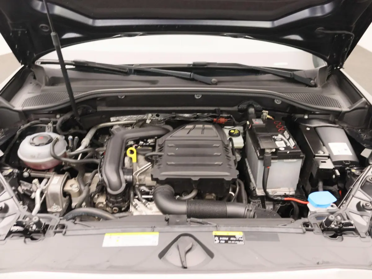 1.0 TFSI #limited | Airconditioning | Cruise Control | Lichtmetalen Velgen |