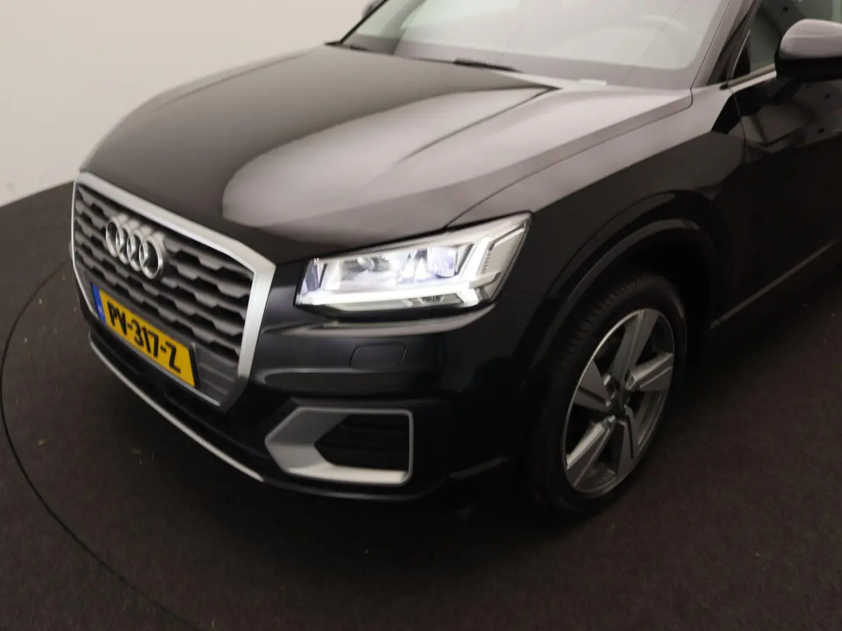 1.0 TFSI #limited | Airconditioning | Cruise Control | Lichtmetalen Velgen |