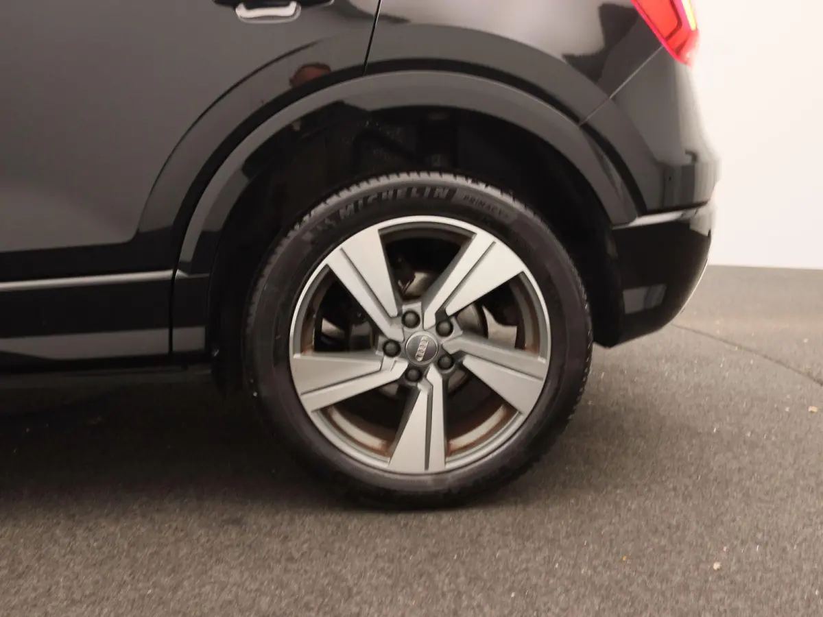 1.0 TFSI #limited | Airconditioning | Cruise Control | Lichtmetalen Velgen |