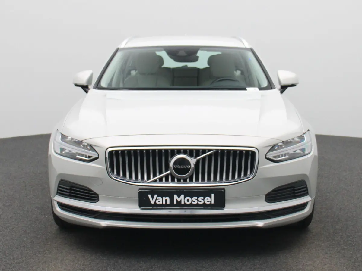 2.0 T6 AWD Inscription | Navigatie | Trekhaak | Apple Carplay / Android Auto | Cruise Control | Leder | Stoel-/ Stuur verwarming | Parkeersensoren achter | Climate Control | Lane Assist | LM