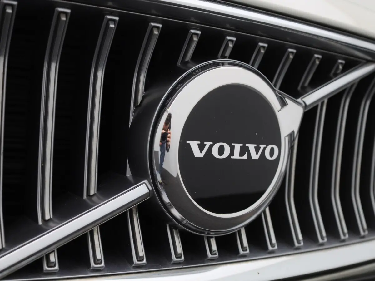 2.0 T6 AWD Inscription | Navigatie | Trekhaak | Apple Carplay / Android Auto | Cruise Control | Leder | Stoel-/ Stuur verwarming | Parkeersensoren achter | Climate Control | Lane Assist | LM