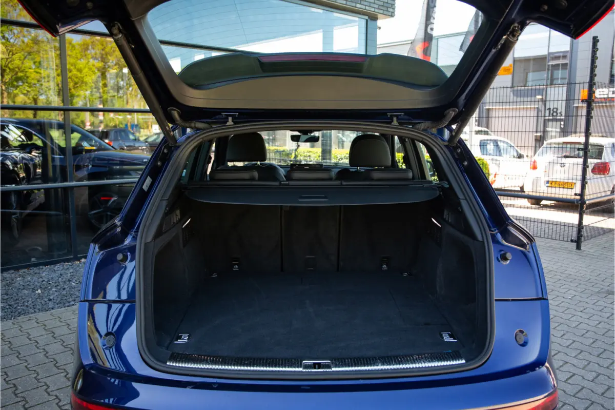 55 TFSI e Quattro S edition , Adap. cruise, Carplay, Camera, S-Line