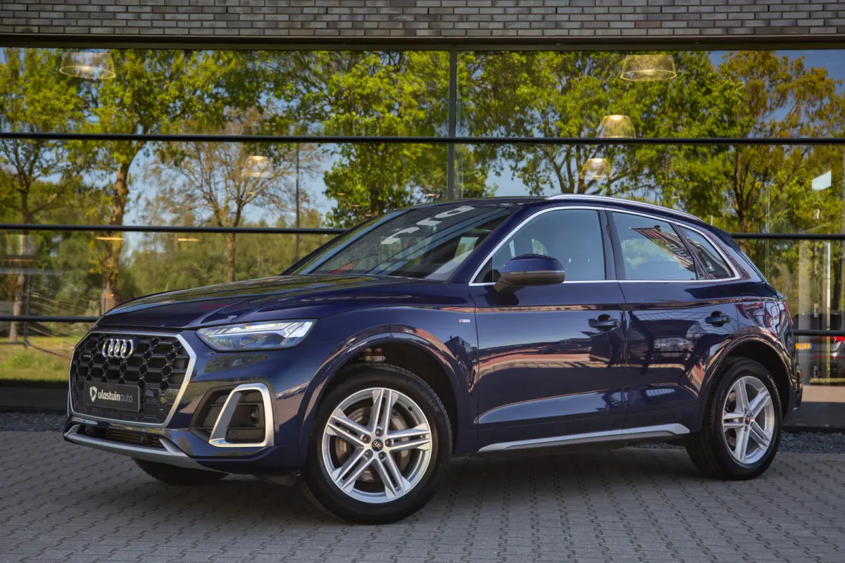 55 TFSI e Quattro S edition , Adap. cruise, Carplay, Camera, S-Line