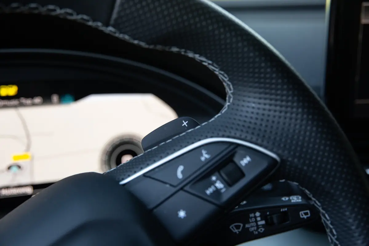 55 TFSI e Quattro S edition , Adap. cruise, Carplay, Camera, S-Line