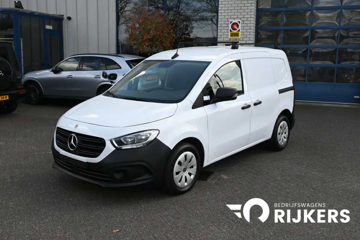 110 CDI L1 Base 2 Schuifdeuren, Camera, Apple Carplay/Android Auto