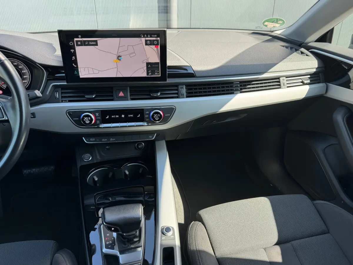 40 TFSI Business Edition * Cruise * Navigatie * PDC * El. kofferklep *