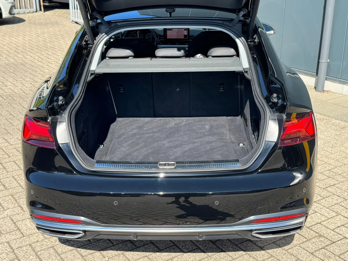 40 TFSI Business Edition * Cruise * Navigatie * PDC * El. kofferklep *