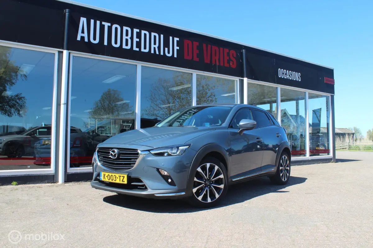 2.0 SkyActiv-G 121 Luxury HUD/18Inch/Carplay/Camera