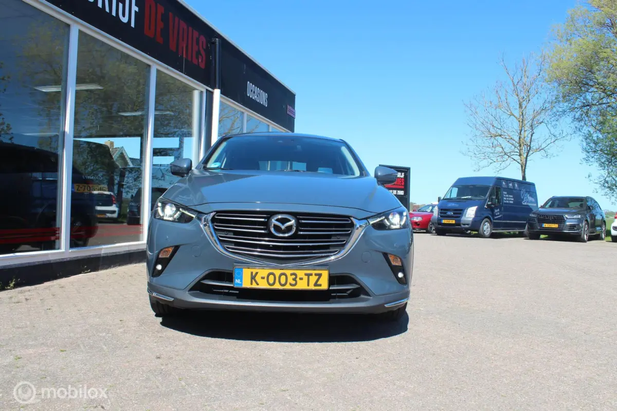 2.0 SkyActiv-G 121 Luxury HUD/18Inch/Carplay/Camera
