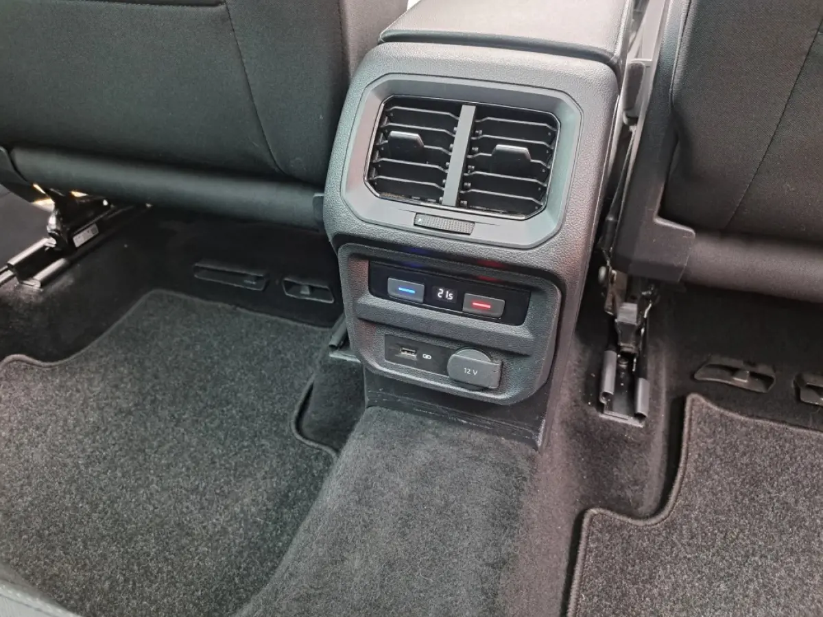 1.4 TSI 150 PK Highline 4Motion Panodak Virtual Alcantara Dsg-6