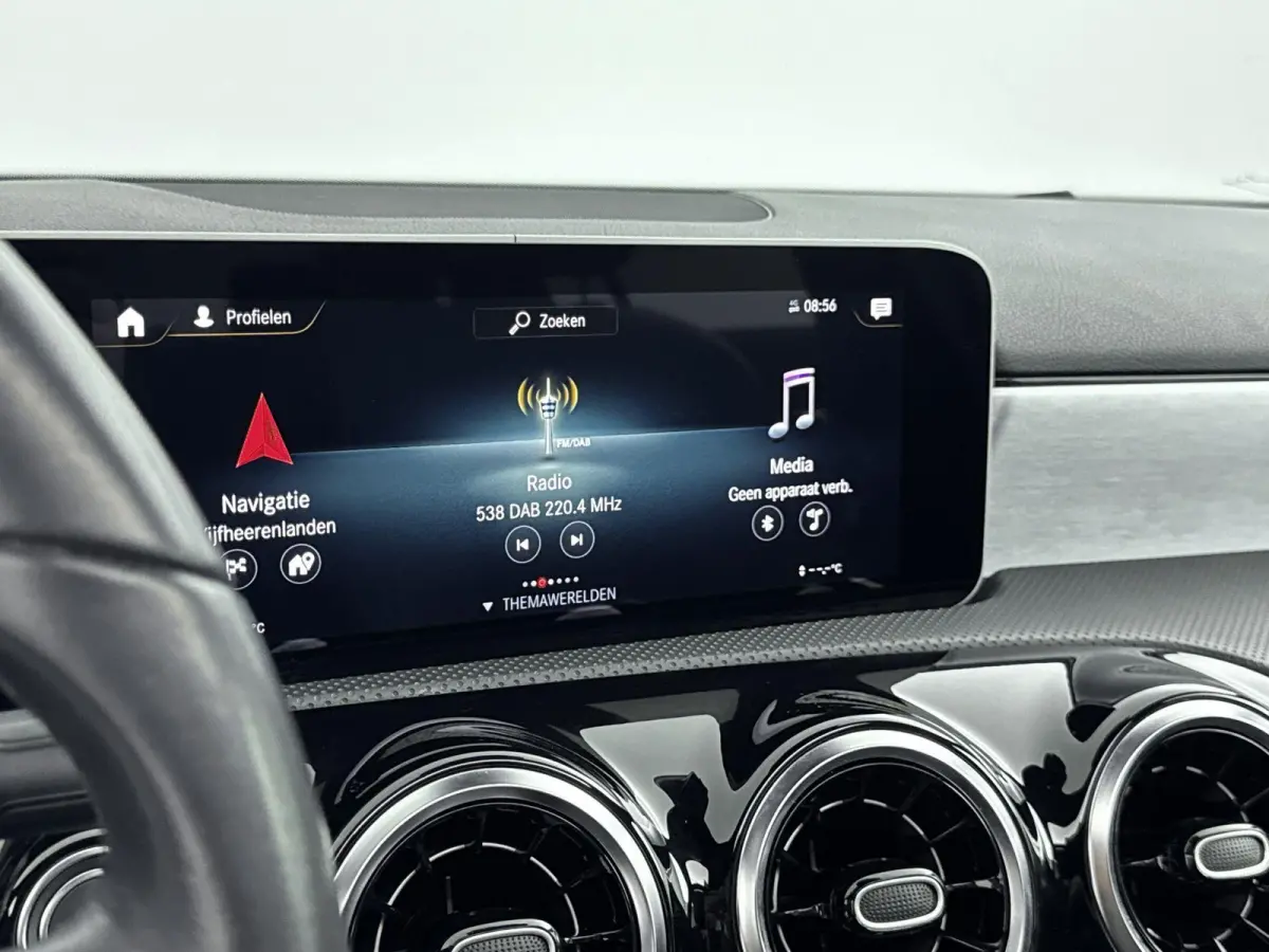 220 Launch Edition AMG | PANORAMADAK | NAVIGATIE | CAMERA | HALF-LEDER