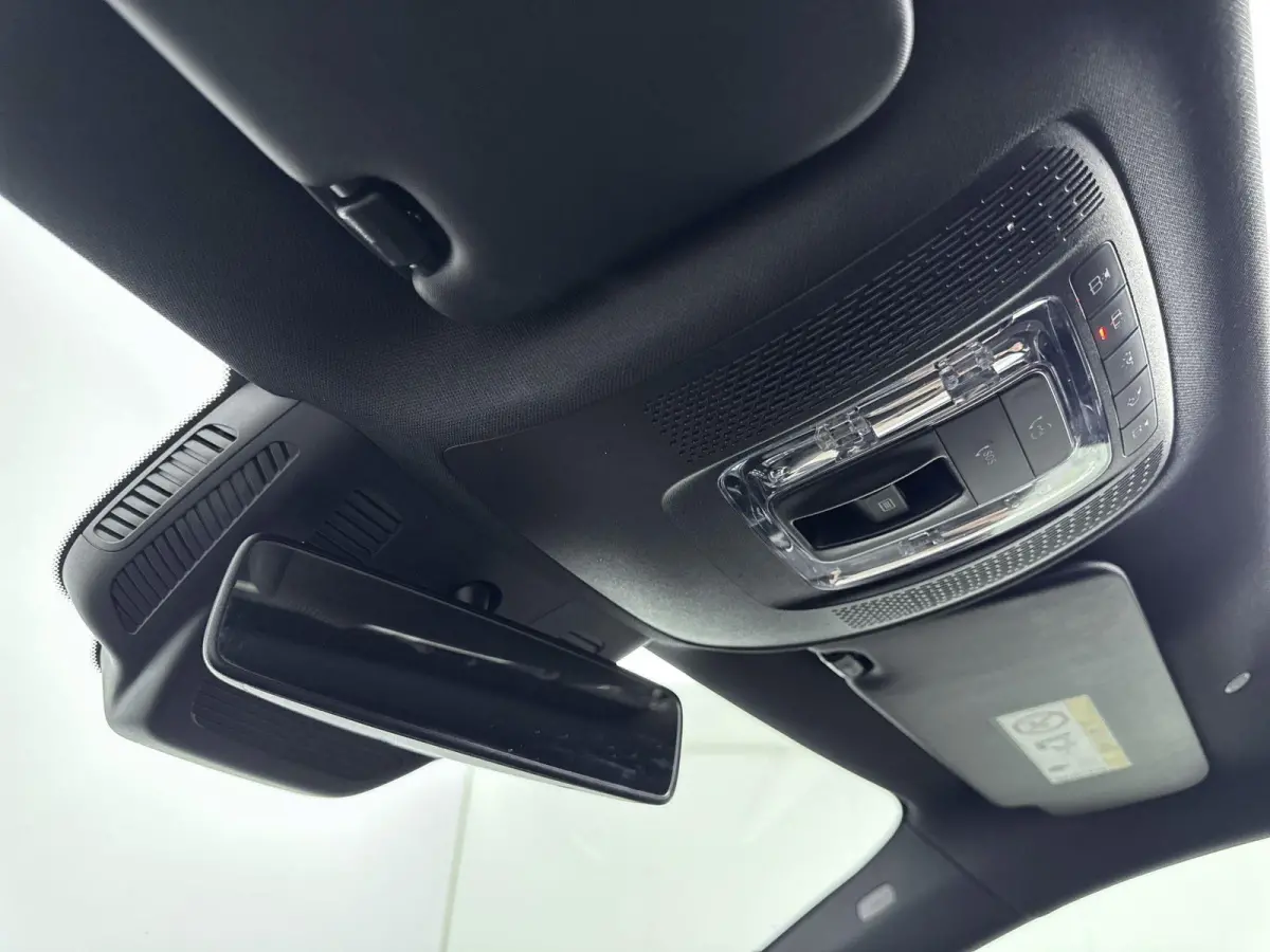 220 Launch Edition AMG | PANORAMADAK | NAVIGATIE | CAMERA | HALF-LEDER