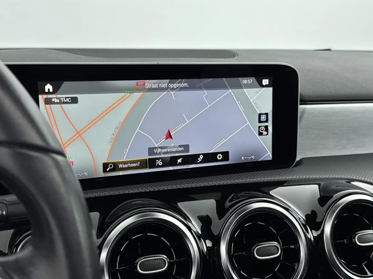 220 Launch Edition AMG | PANORAMADAK | NAVIGATIE | CAMERA | HALF-LEDER