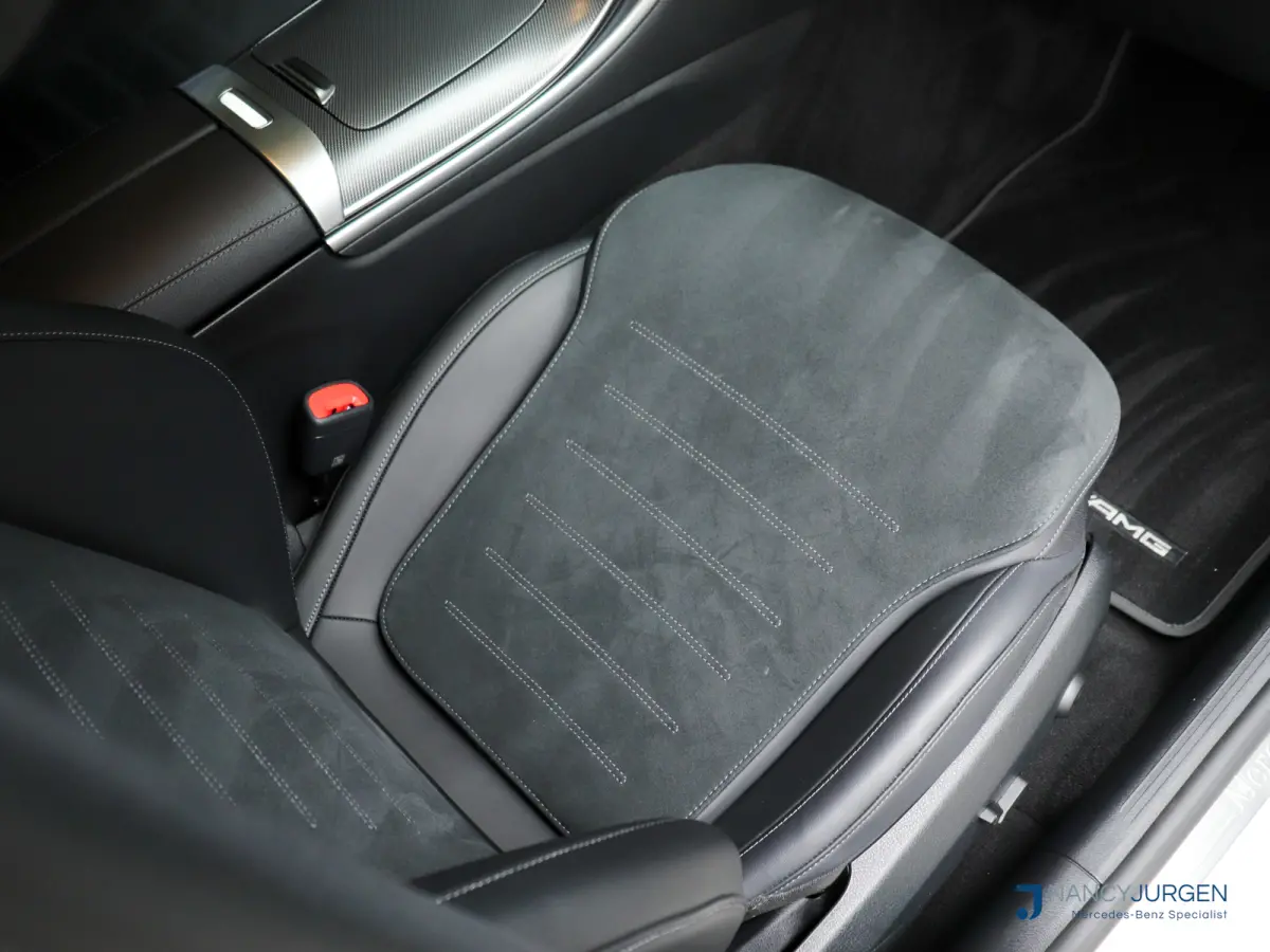 300e 9G Aut. | AMG | Night Pakket | Apple Car Play/ Android Auto | Distronic Pro | Ambiente | MBUX Premium | 360* Camera | Parkeer Pakket | Panorama Schuifdak | Spiegel Pakket | Winter Pakke