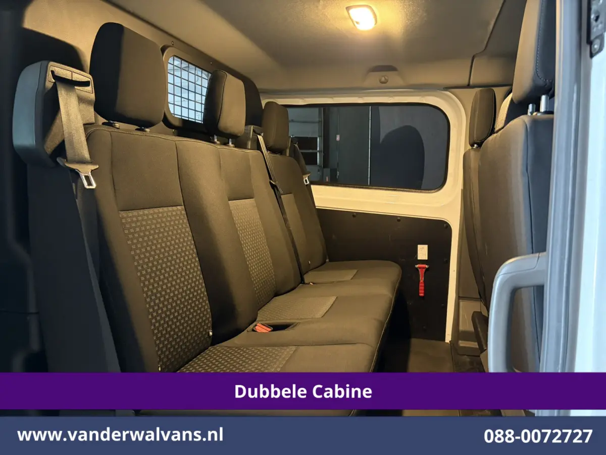 2.0 TDCI 130pk L2H1 Dubbele Cabine Euro6 Airco | 6-Zits | Camera | Apple Carplay | Cruisecontrol Android Auto, Stoelverwarming, Parkeersensoren, Achterklep