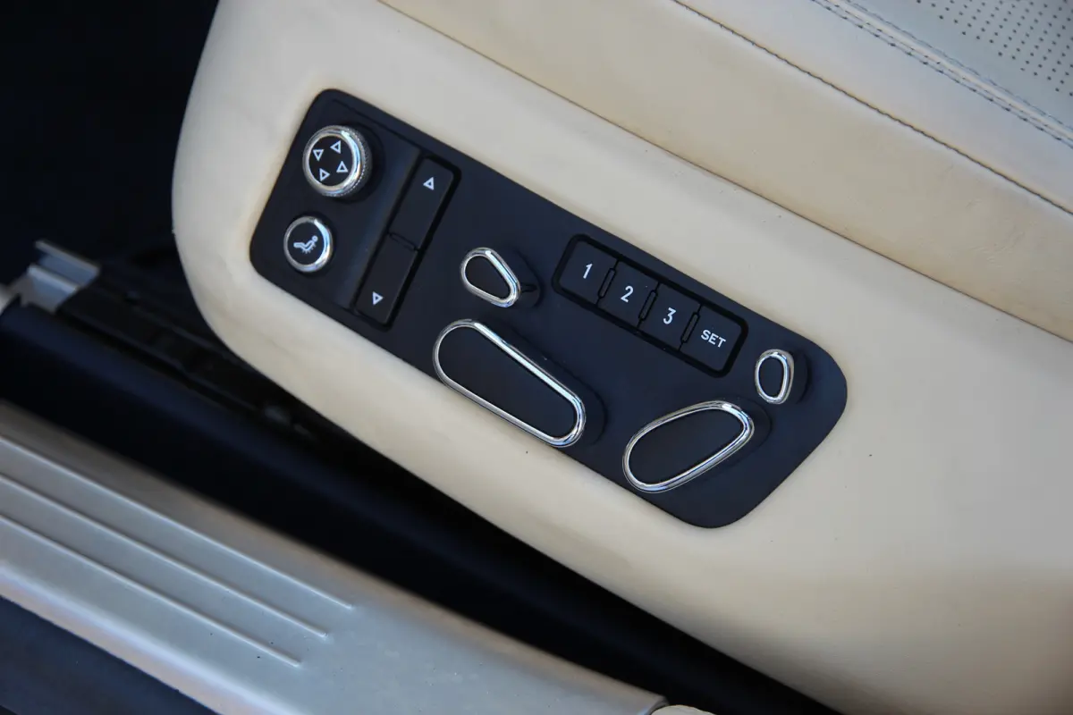 4.0 V8 | BTW | Pano | Massage | Ventilatie | Memory