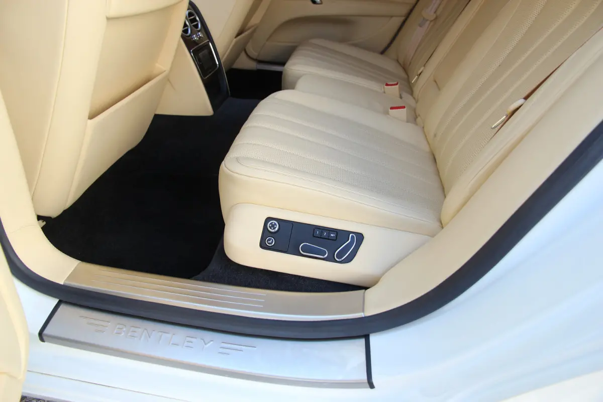 4.0 V8 | BTW | Pano | Massage | Ventilatie | Memory
