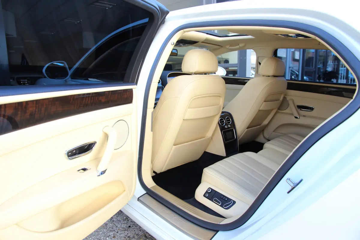 4.0 V8 | BTW | Pano | Massage | Ventilatie | Memory