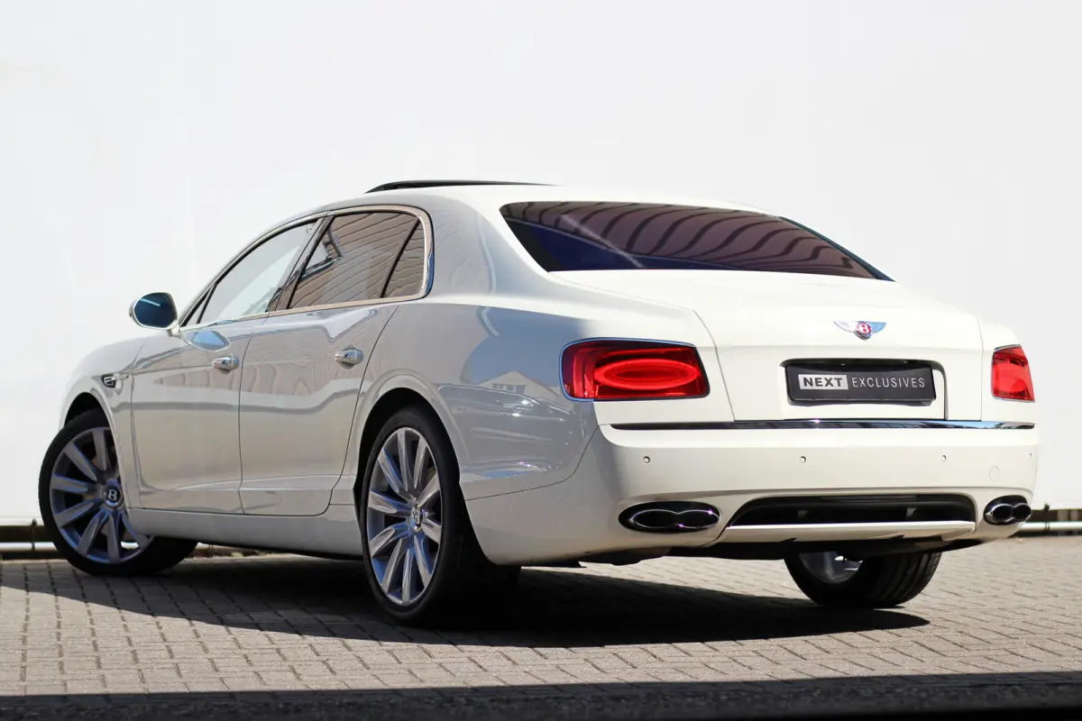 4.0 V8 | BTW | Pano | Massage | Ventilatie | Memory