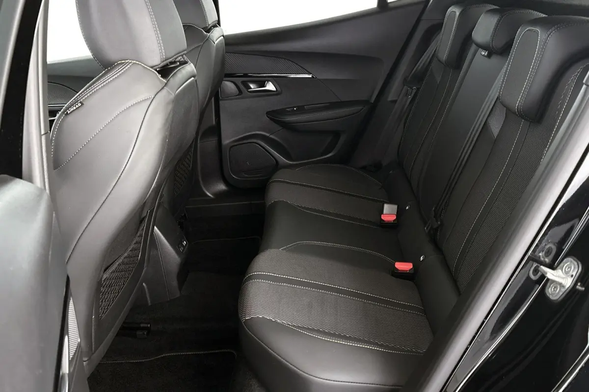 1.2 Hybrid 145 GT Adaptieve Cruise Dodehoek Navigatie Camera Voor