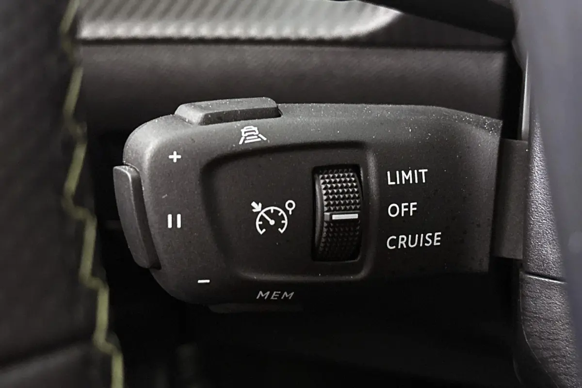 1.2 Hybrid 145 GT Adaptieve Cruise Dodehoek Navigatie Camera Voor