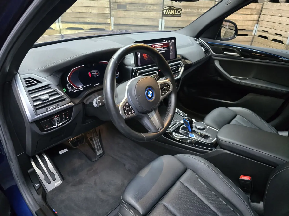 High Executive 80 kWh Pano LED navi Trekhaak 19"LM 96% SOH
