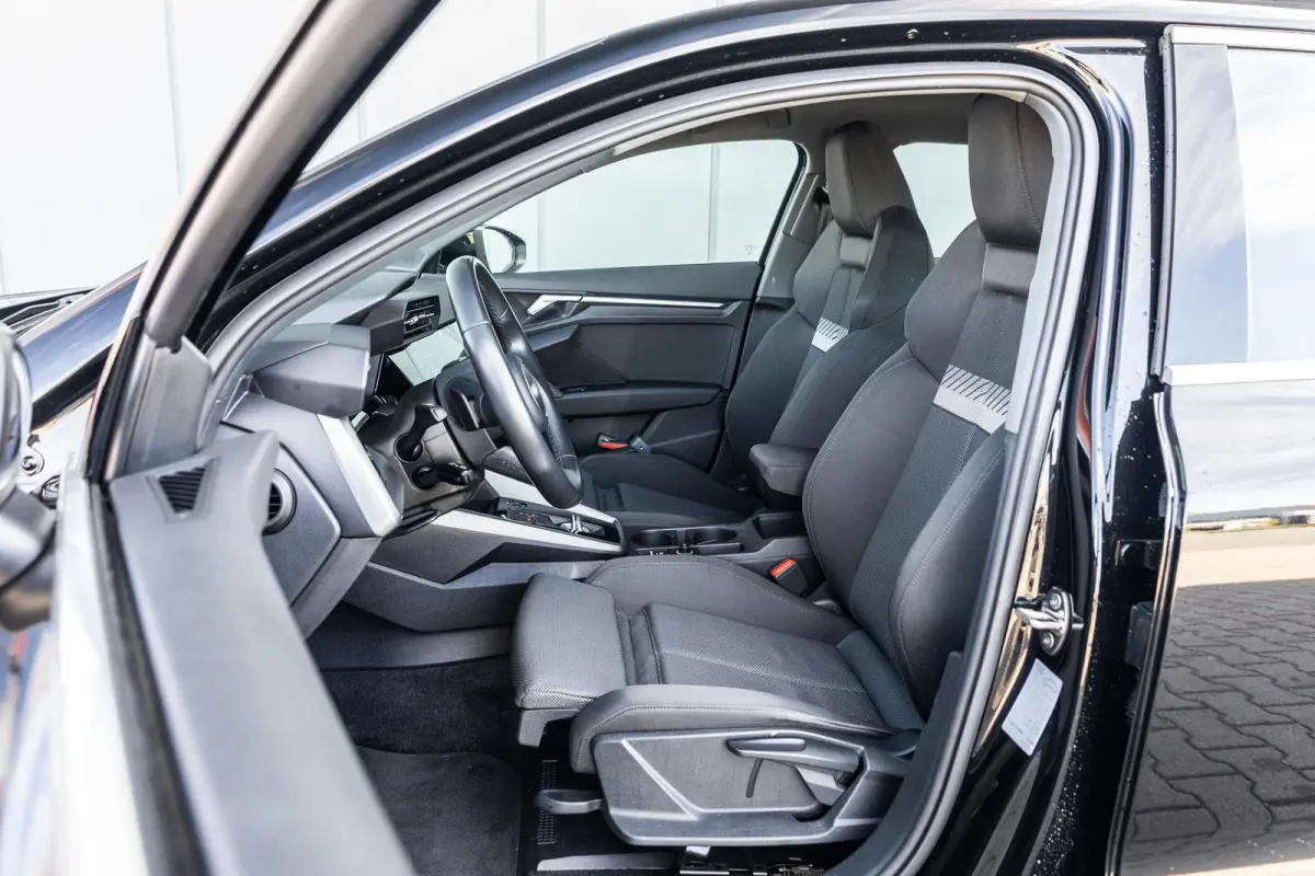 30 TFSI 110pk S-tronic Advanced Edition | Sportstoelen | Navigatie | Full LED | Smartphone interface