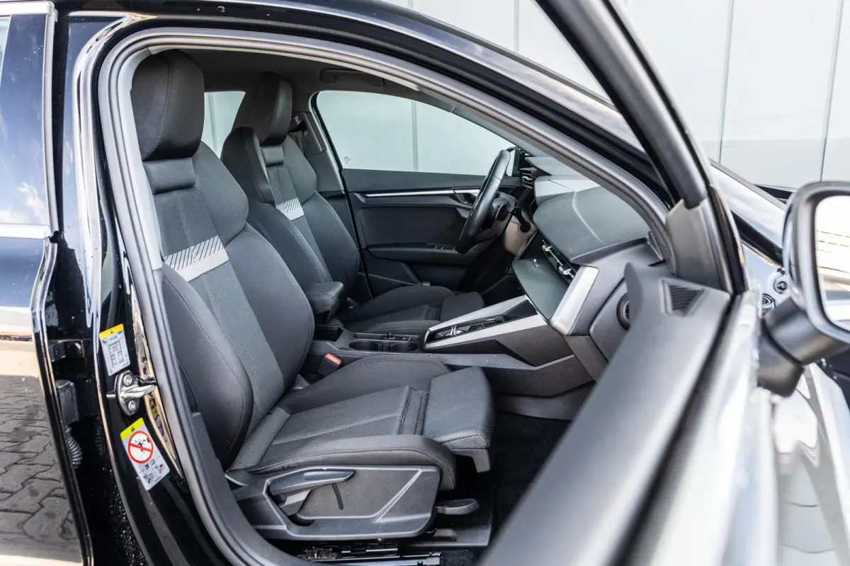 30 TFSI 110pk S-tronic Advanced Edition | Sportstoelen | Navigatie | Full LED | Smartphone interface