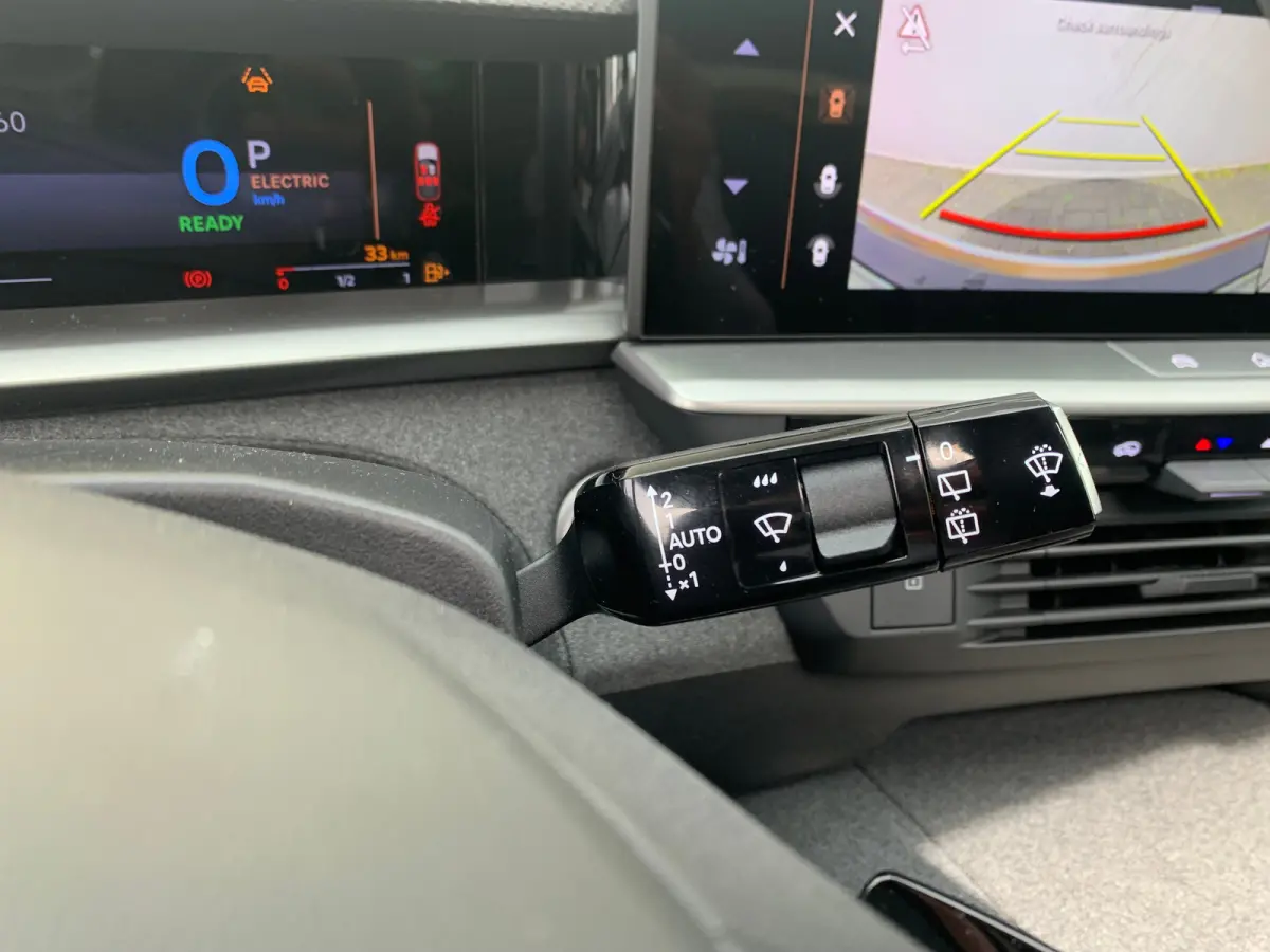 1.6 Turbo Plug-in-Hybrid GS 7,4 kW Lader | 360 Camera | Cruise Adaptief | Focal | HUD | Keyless | Navi | Pano | PDC V&A | Stoel-Stuurverwarming | Afneembare Trekhaak |