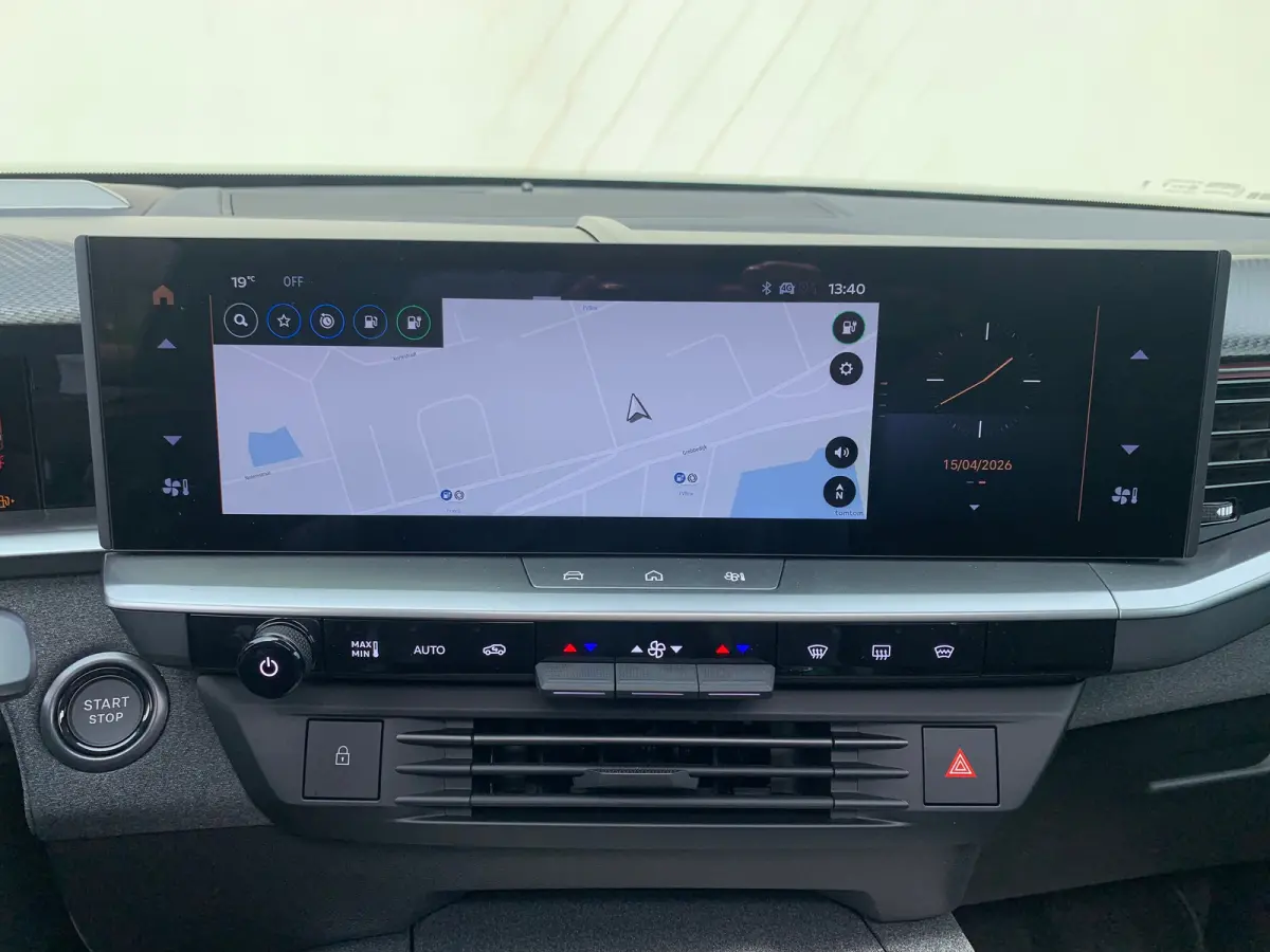 1.6 Turbo Plug-in-Hybrid GS 7,4 kW Lader | 360 Camera | Cruise Adaptief | Focal | HUD | Keyless | Navi | Pano | PDC V&A | Stoel-Stuurverwarming | Afneembare Trekhaak |