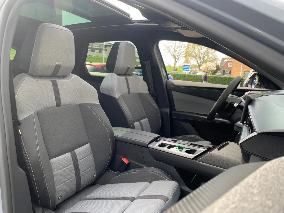 1.6 Turbo Plug-in-Hybrid GS 7,4 kW Lader | 360 Camera | Cruise Adaptief | Focal | HUD | Keyless | Navi | Pano | PDC V&A | Stoel-Stuurverwarming | Afneembare Trekhaak |