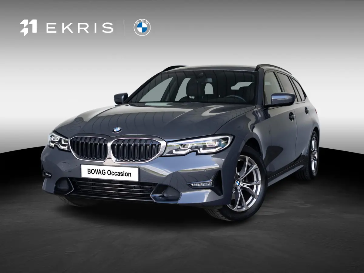 318i | High Executive | Parking Pack | Comfort Access | Achteruitrijcamera | Stoelverwarming | 17''