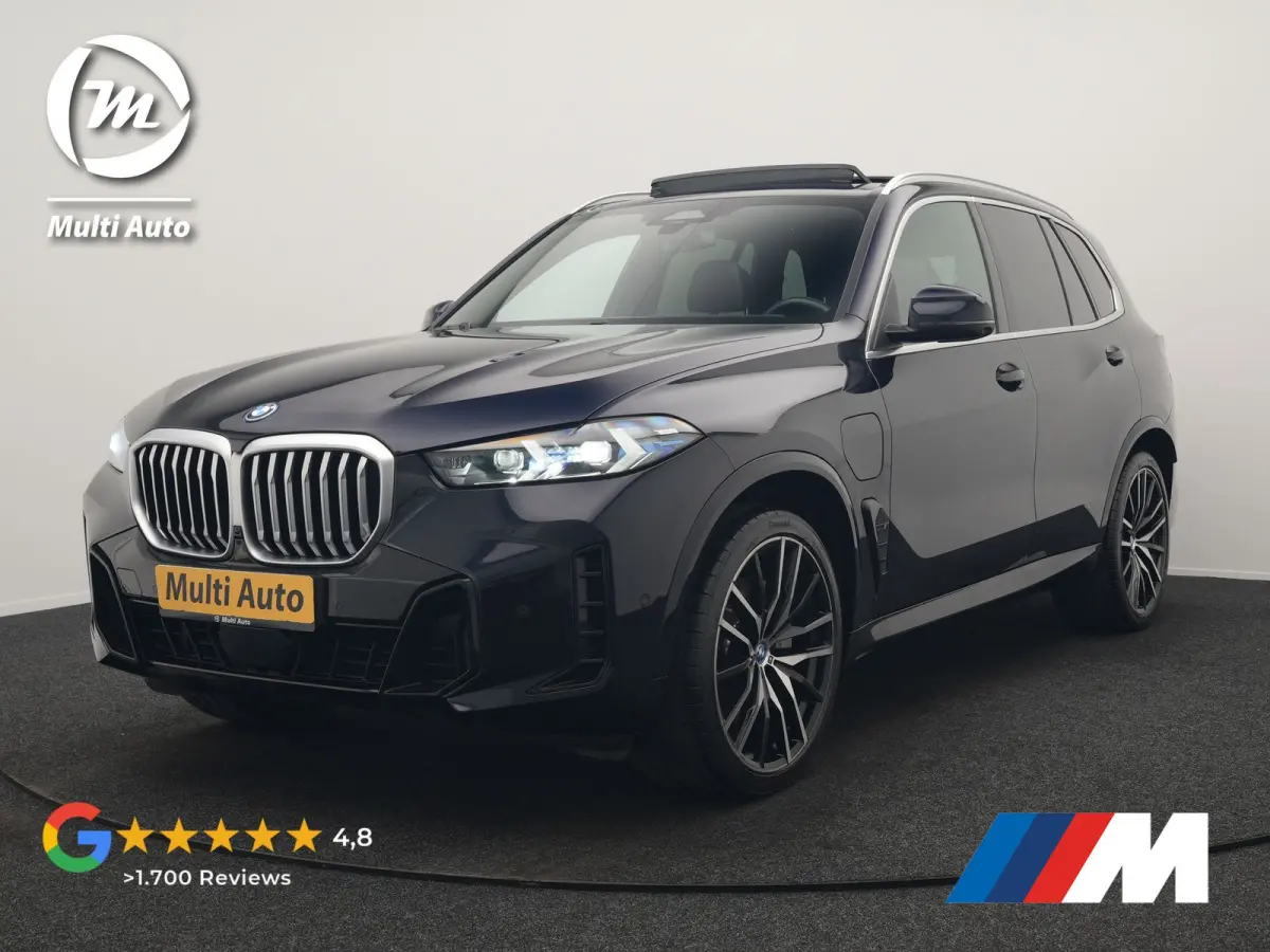 xDrive50e M Sport PHEV 490pk Dealer O.H. | Panodak Sky Lounge | Luchtvering | Head Up | 360 Camera | Harman / Kardon | Nappa Lederen Comfortstoelen Memory & Verwarmd | Carbon Schwarz | Apple