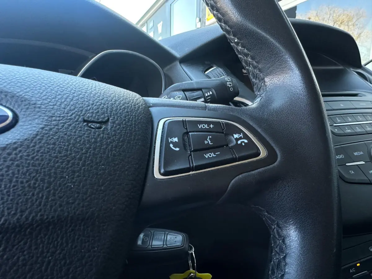 1.0 Trend, Airco, Bluetooth, Radio, APK