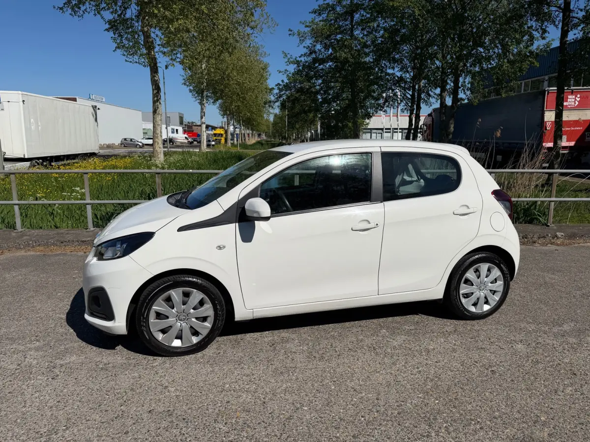 1.0 e-VTi Active!2019!5-deurs!Airco!NAP!