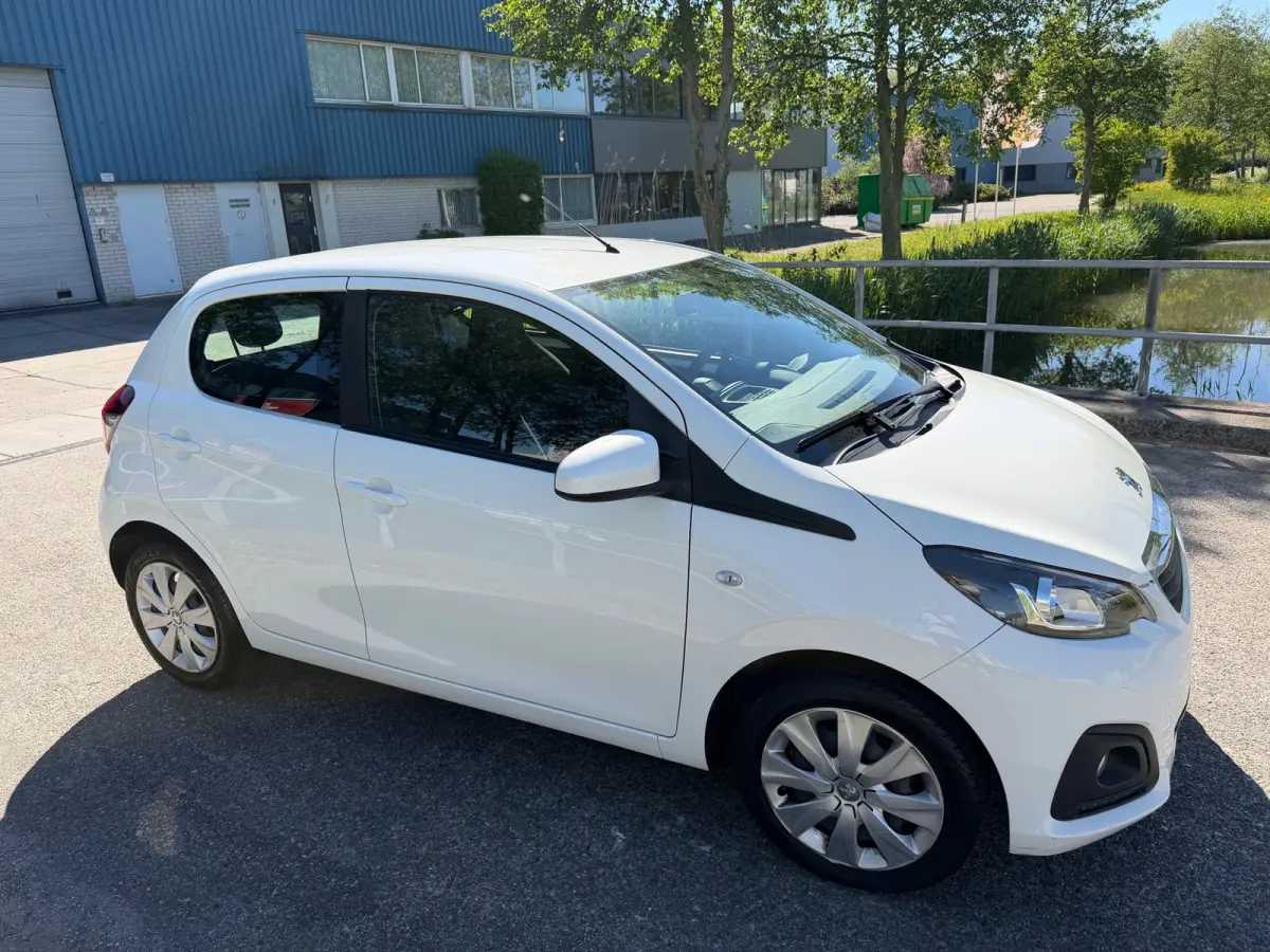 1.0 e-VTi Active!2019!5-deurs!Airco!NAP!