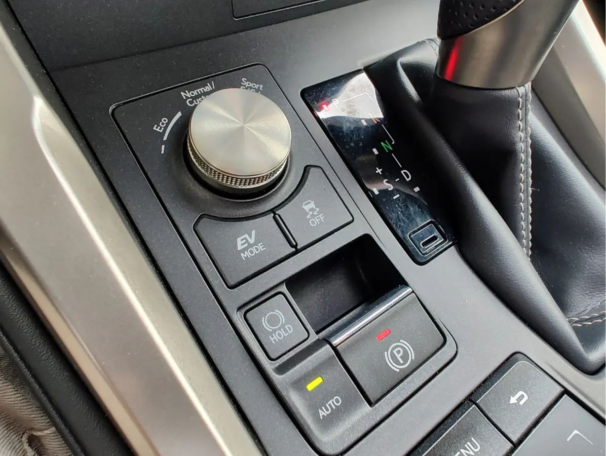 300h AWD F SPORT LINE AUTOMAAT REEDS RIJKLAAR! | Mark Levinson | Pano | Stoelventilatie